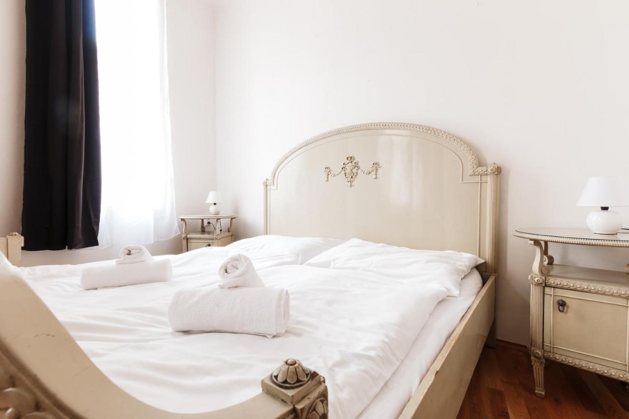 Prague Days - Stylish New Town Apartments Ngoại thất bức ảnh
