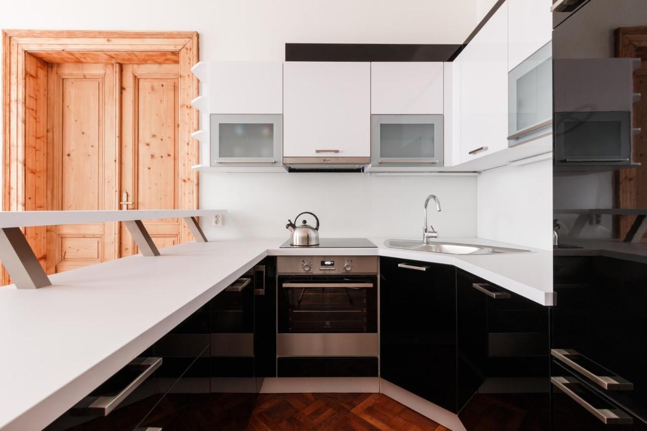 Prague Days - Stylish New Town Apartments Ngoại thất bức ảnh
